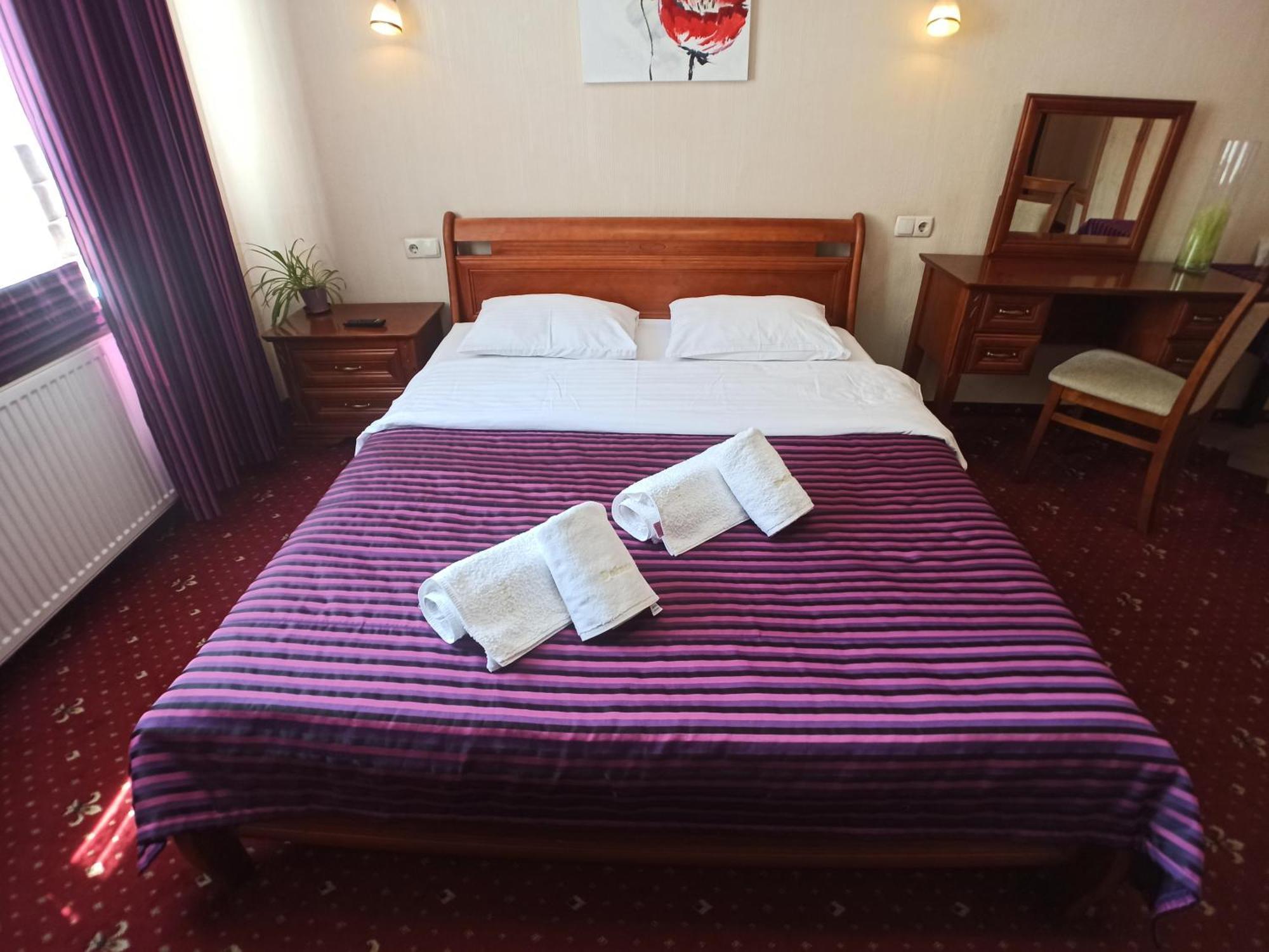 Apartments Deluxe Ivano-Frankivsk Værelse billede