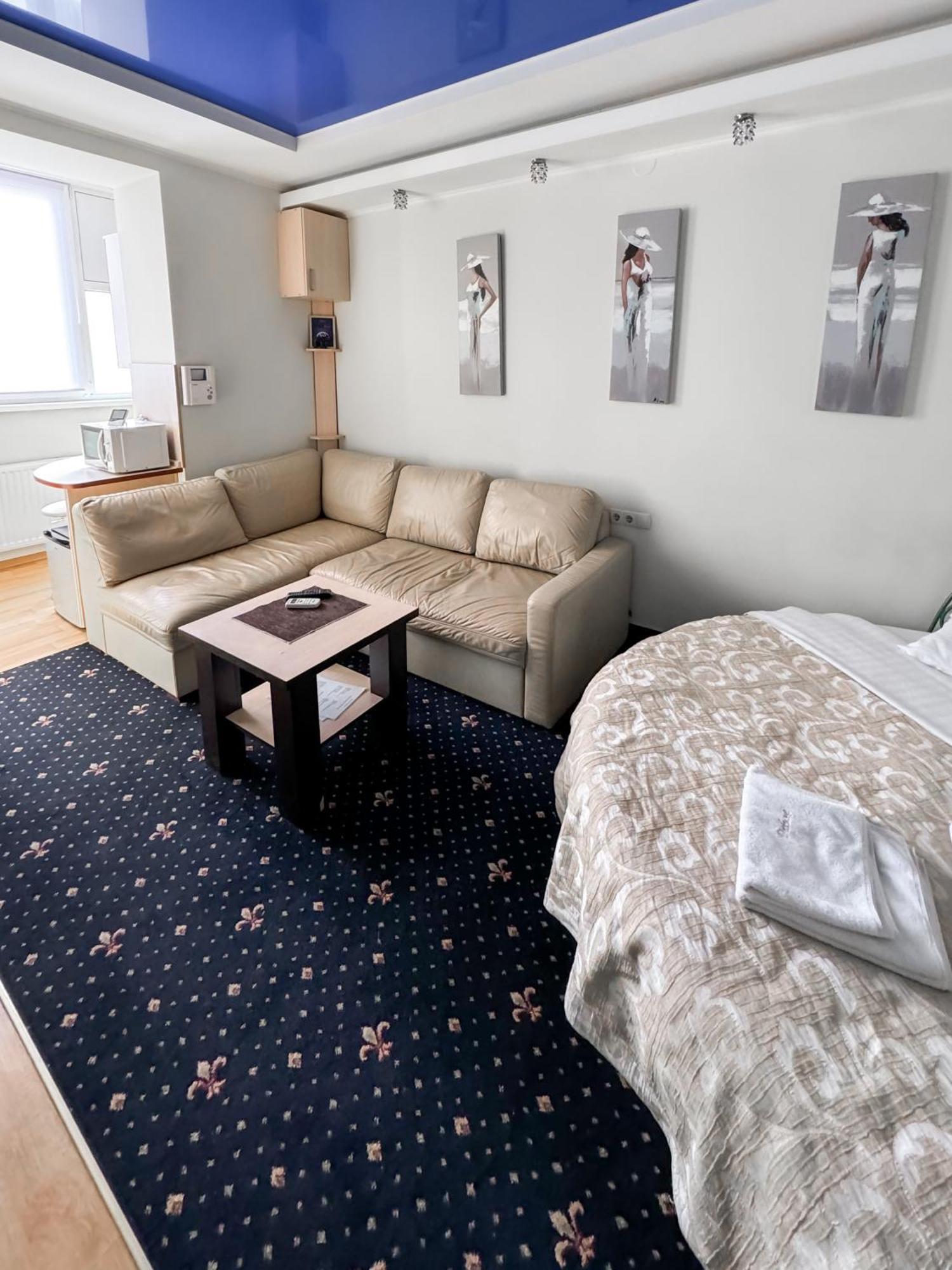 Apartments Deluxe Ivano-Frankivsk Eksteriør billede