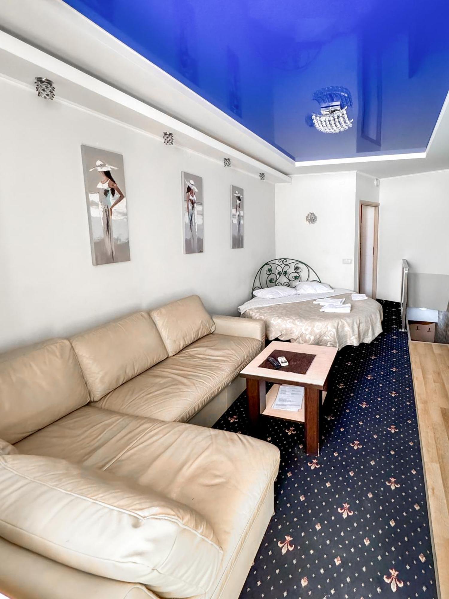Apartments Deluxe Ivano-Frankivsk Eksteriør billede