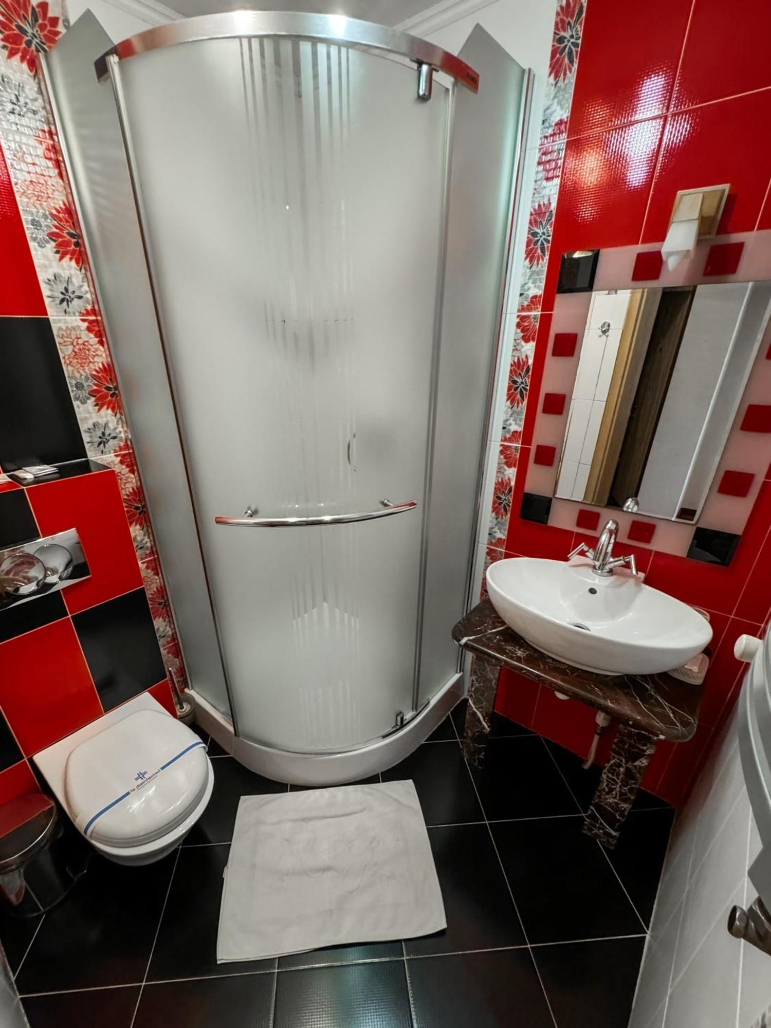 Apartments Deluxe Ivano-Frankivsk Eksteriør billede