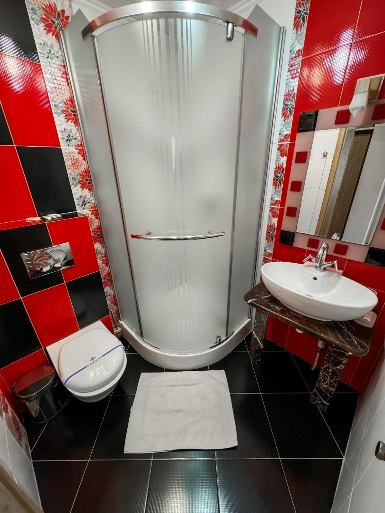 Apartments Deluxe Ivano-Frankivsk Eksteriør billede