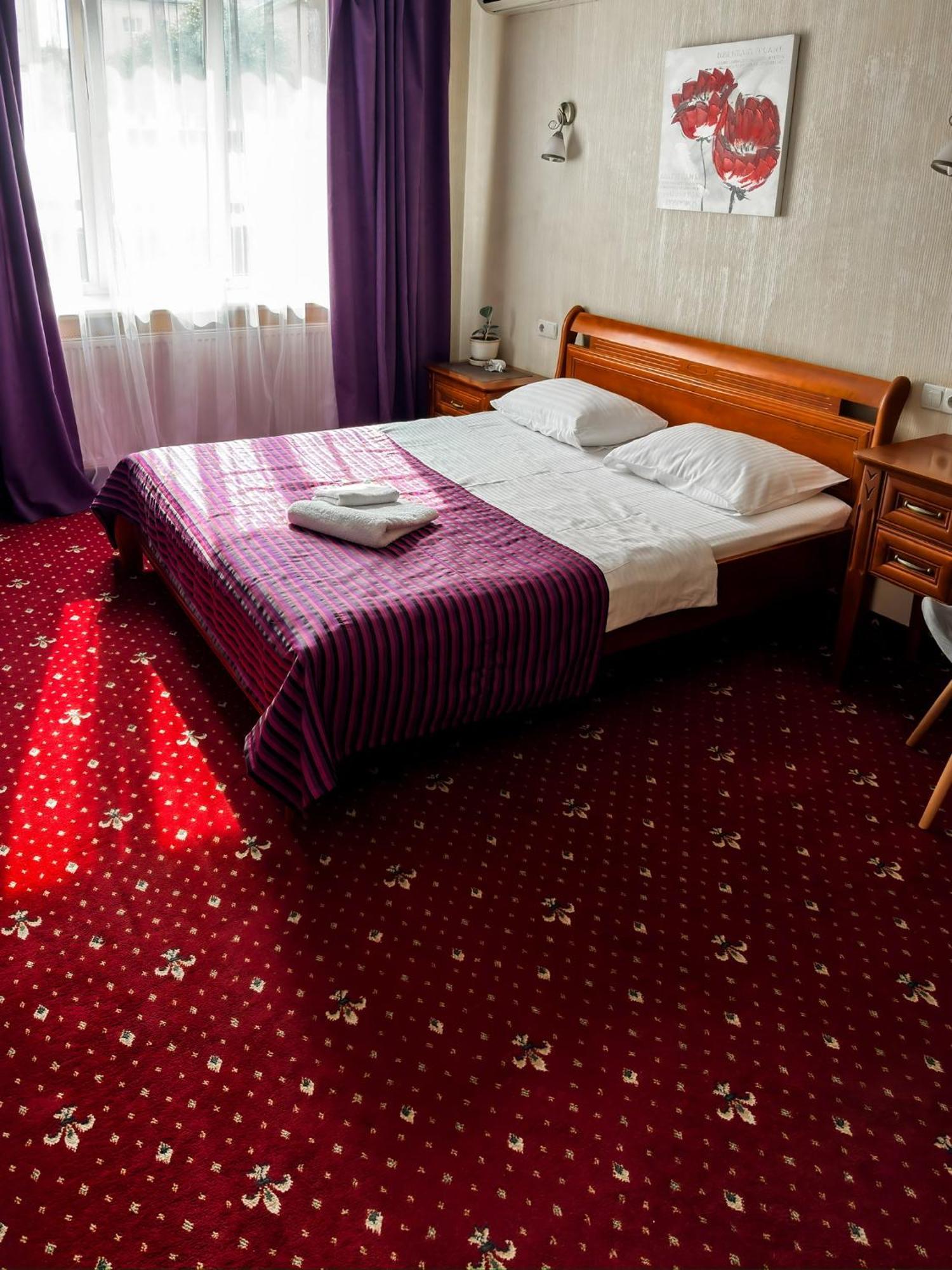 Apartments Deluxe Ivano-Frankivsk Eksteriør billede